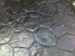 piedra irregular negro